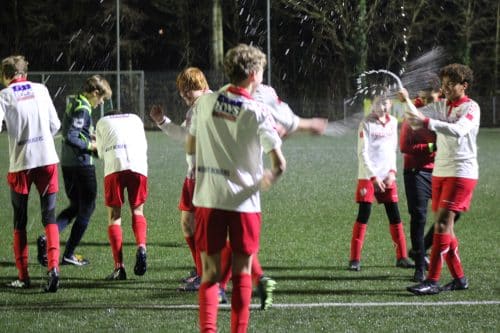 JO15-2 kampioen2e klasse 2022 - 2023